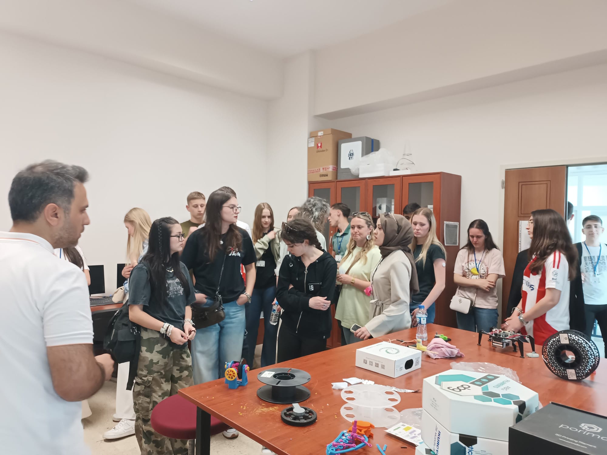 Hırvatistan'dan Gelen Öğrencilere Bölüm Tanıtımı